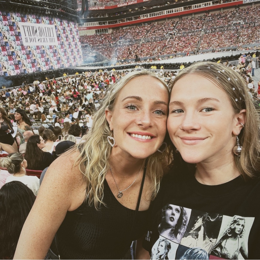 Meet your Posher, Emma